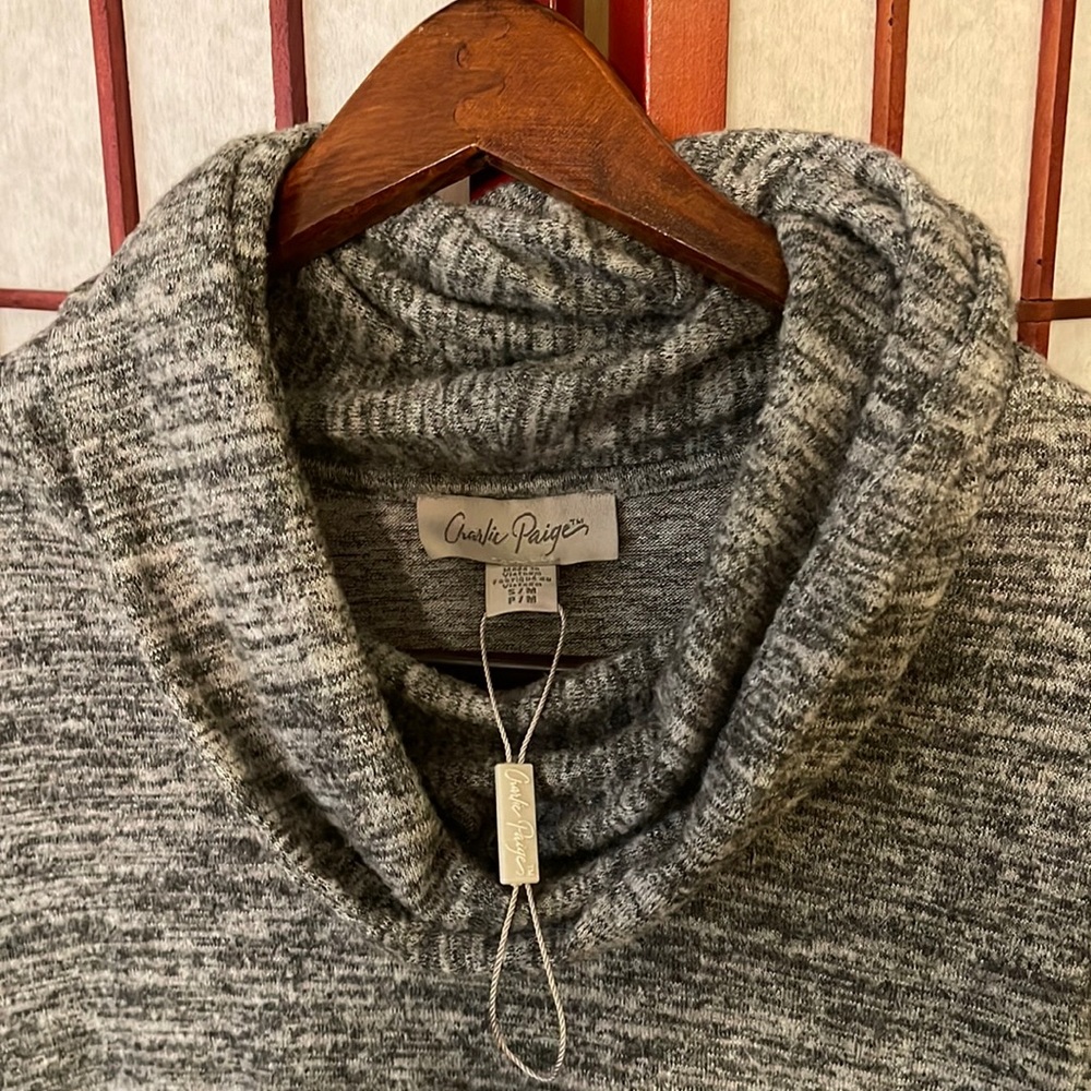 Black and white cotton long sleeve lightweight cowl neck sweater. S/M Petite.